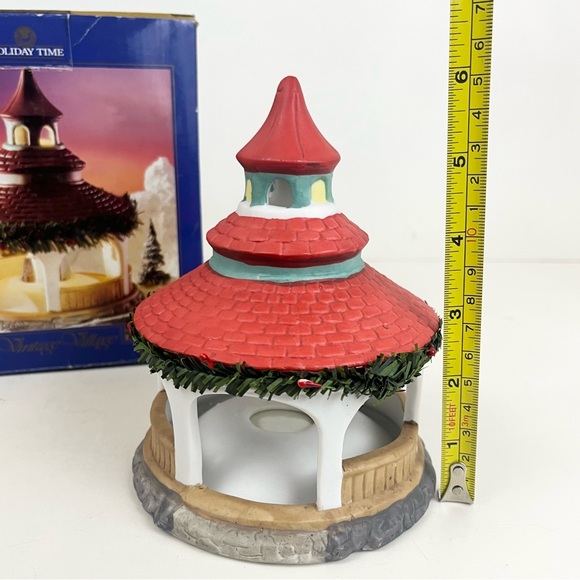 Holiday Time Vintage Village Hand Painted Porcelain Light Up Gazebo New In Box - Picture 13 of 14